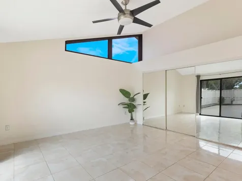 5933 Golden Eagle Circle Palm Beach Gardens FL 33418