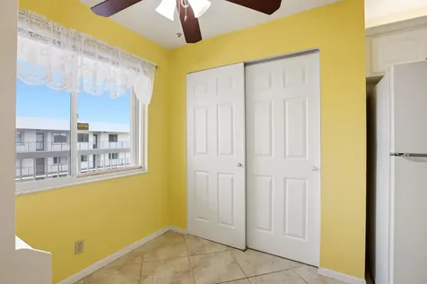 3146 Via Poinciana Greenacres FL 33467