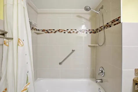 3146 Via Poinciana Greenacres FL 33467