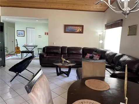 1231 SW 112th Avenue Pembroke Pines FL 33025