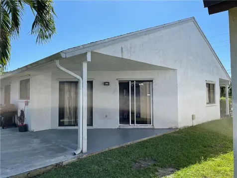 1231 SW 112th Avenue Pembroke Pines FL 33025