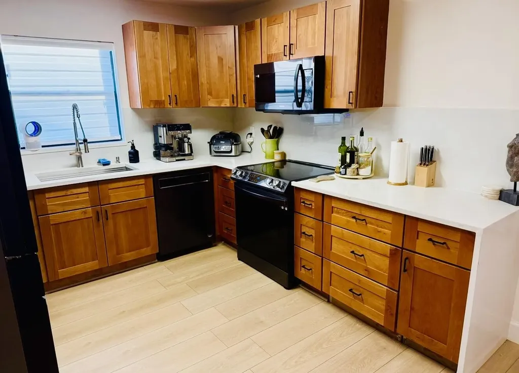 10863 Dalmany Way Royal Palm Beach FL 33411