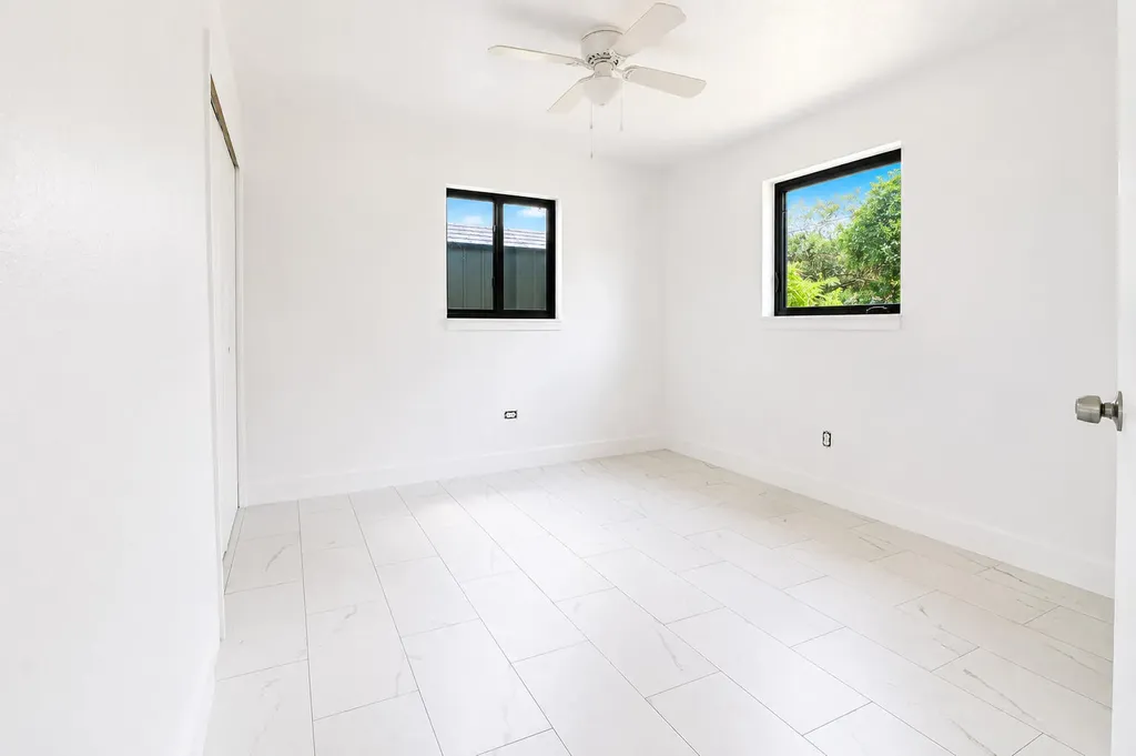 5700 SW 37 Court Davie FL 33314