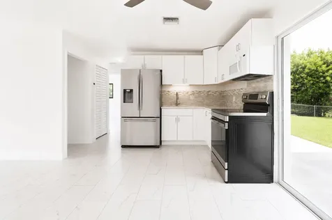 5700 SW 37th Court Davie FL 33314