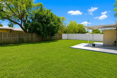 5700 SW 37th Court Davie FL 33314