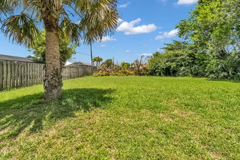 2158 SE Alden Street Port St Lucie FL 34984
