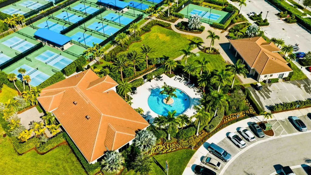8692 SW Flutto Way Port St Lucie FL 34987