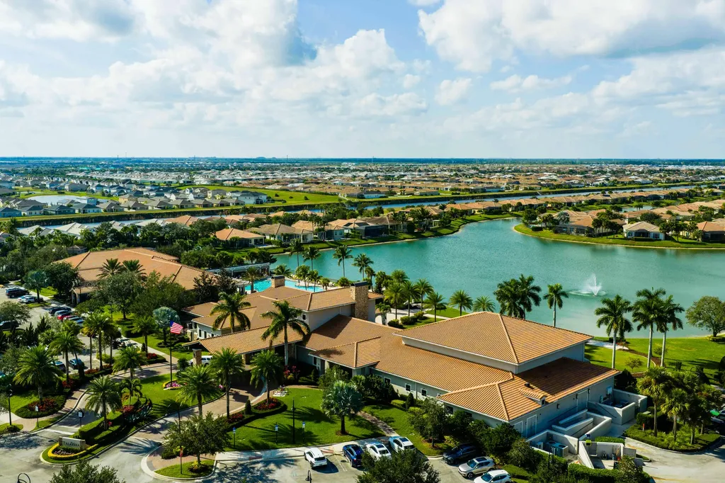 8692 SW Flutto Way Port St Lucie FL 34987