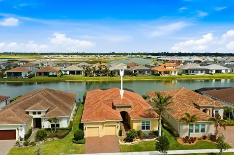 8692 SW Flutto Way Port St Lucie FL 34987