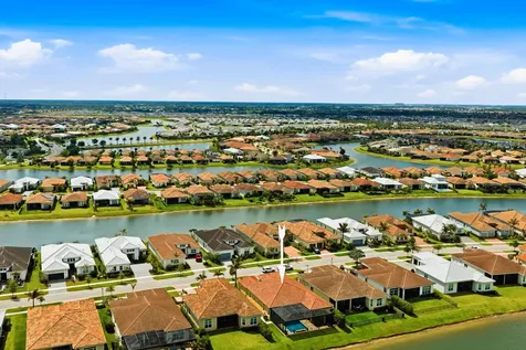 8692 SW Flutto Way Port St Lucie FL 34987