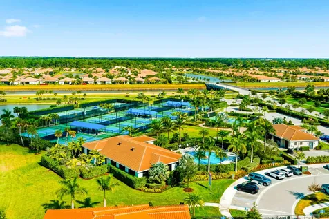 8692 SW Flutto Way Port St Lucie FL 34987