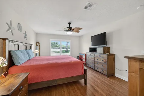 6456 Alemendra Fort Pierce FL 34951