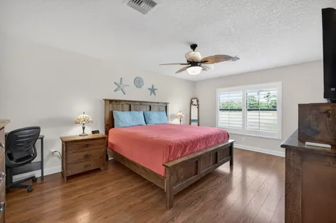6456 Alemendra Fort Pierce FL 34951