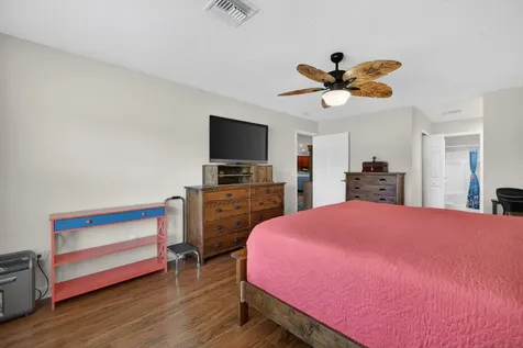 6456 Alemendra Fort Pierce FL 34951