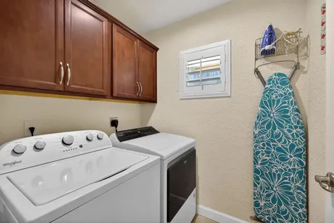 6456 Alemendra Fort Pierce FL 34951
