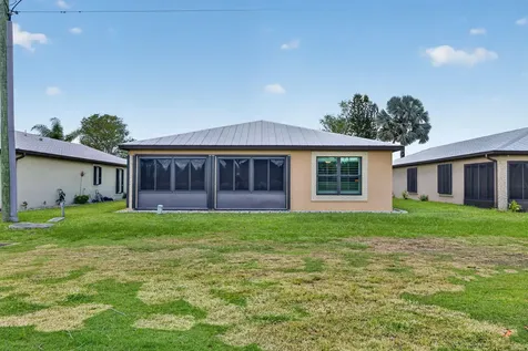 6456 Alemendra Fort Pierce FL 34951