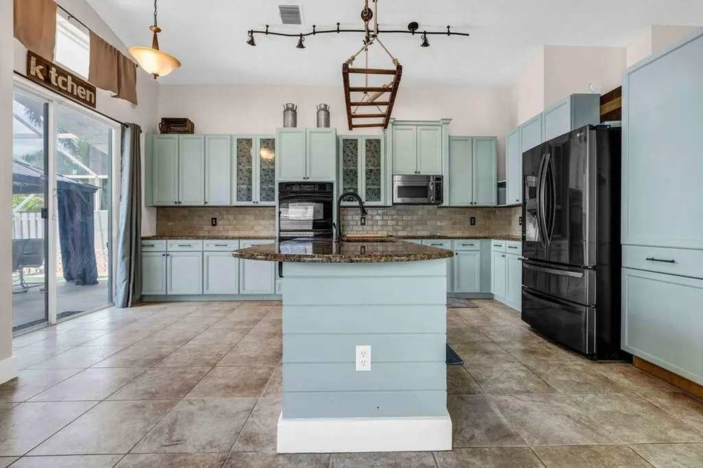 7925 Ambleside Way Lake Worth FL 33467