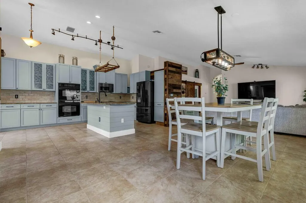 7925 Ambleside Way Lake Worth FL 33467