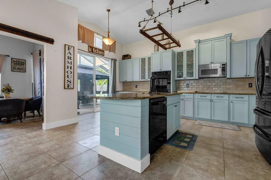 7925 Ambleside Way Lake Worth FL 33467