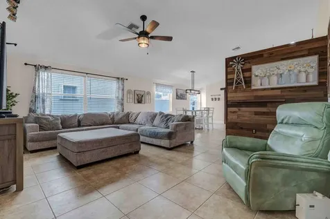 7925 Ambleside Way Lake Worth FL 33467