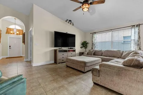 7925 Ambleside Way Lake Worth FL 33467