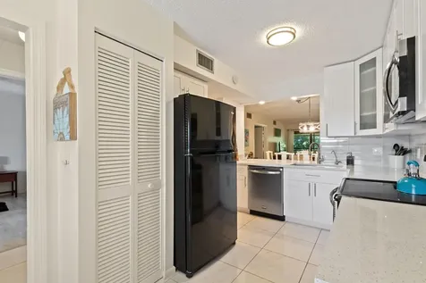 5380 Cedar Lake Drive Boynton Beach FL 33437