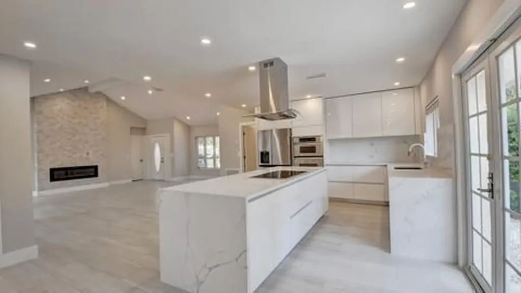 6813 Viento Way Boca Raton FL 33433