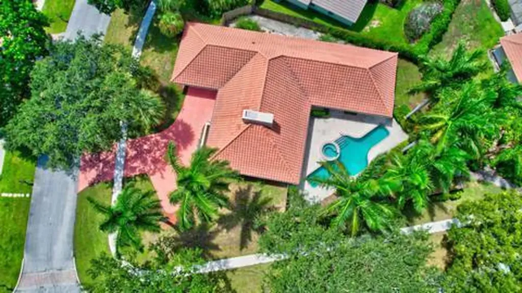 6813 Viento Way Boca Raton FL 33433
