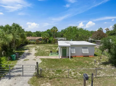 122 Julian Drive Fort Pierce FL 34946