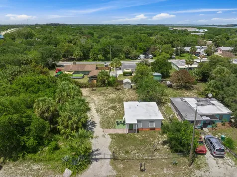 122 Julian Drive Fort Pierce FL 34946