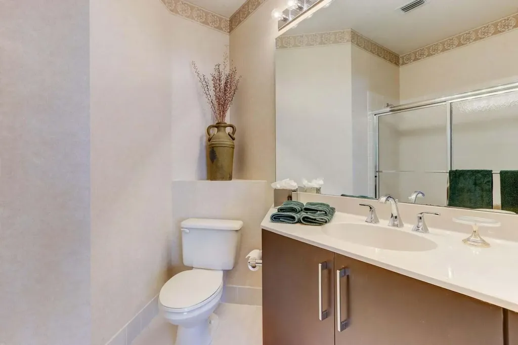 6255 NW 42nd Way Boca Raton FL 33496