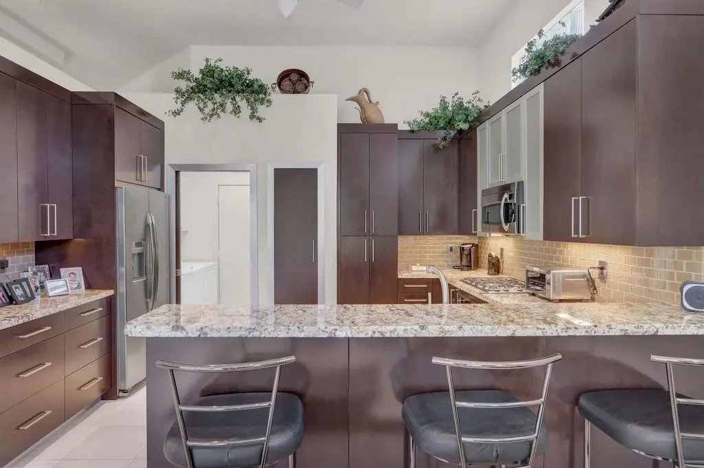 6255 NW 42nd Way Boca Raton FL 33496