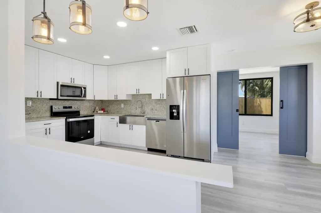 9291 Bloomfield Drive Palm Beach Gardens FL 33410
