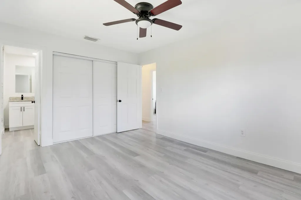 9291 Bloomfield Drive Palm Beach Gardens FL 33410