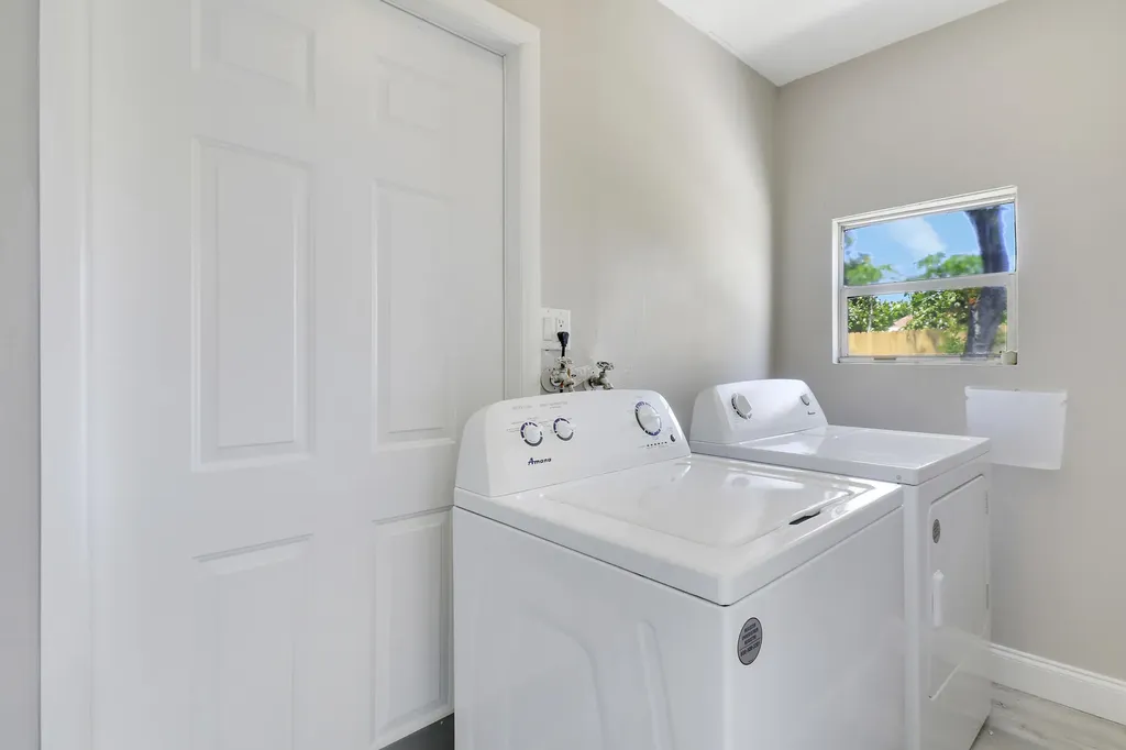 9291 Bloomfield Drive Palm Beach Gardens FL 33410