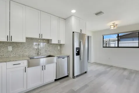 9291 Bloomfield Drive Palm Beach Gardens FL 33410