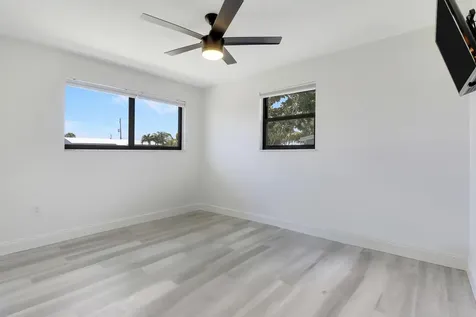 9291 Bloomfield Drive Palm Beach Gardens FL 33410