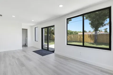 9291 Bloomfield Drive Palm Beach Gardens FL 33410