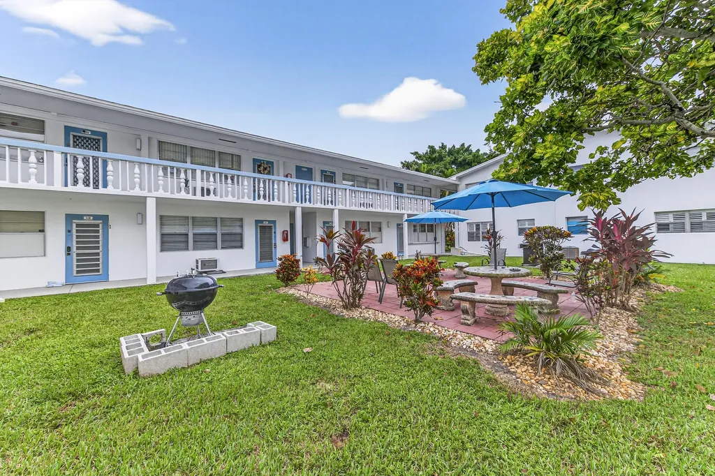 125 Newport I Deerfield Beach FL 33442
