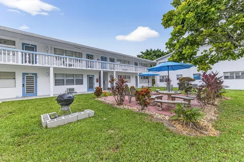 125 Newport I Deerfield Beach FL 33442