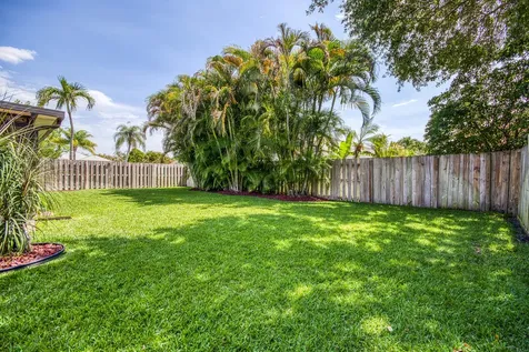 108 Wandering Trail Jupiter FL 33458
