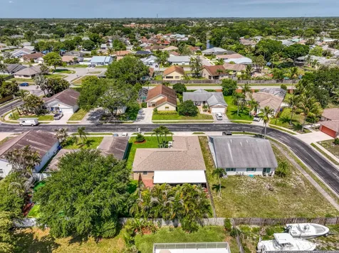 108 Wandering Trail Jupiter FL 33458