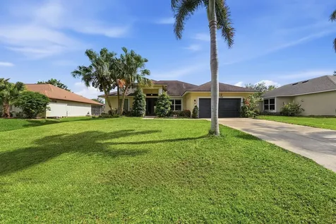 1298 SW Chase Road Port St Lucie FL 34953