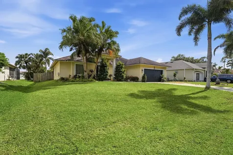 1298 SW Chase Road Port St Lucie FL 34953