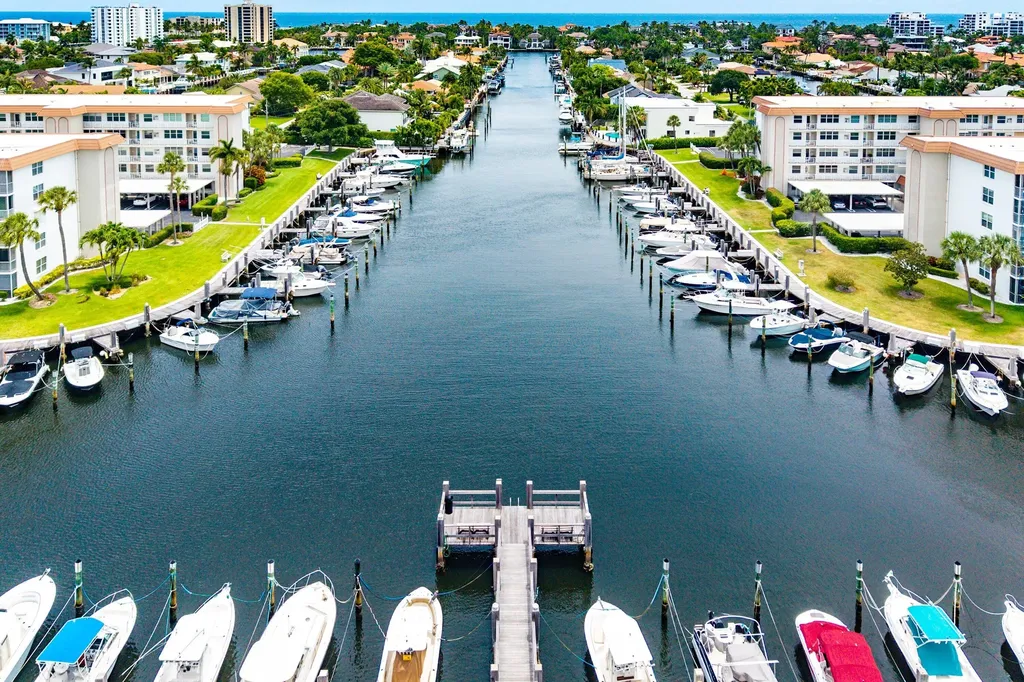 921 Gardenia Drive Delray Beach FL 33483