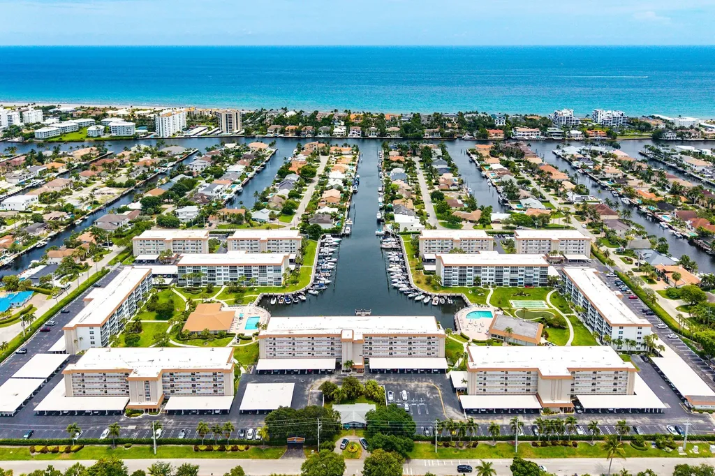 921 Gardenia Drive Delray Beach FL 33483