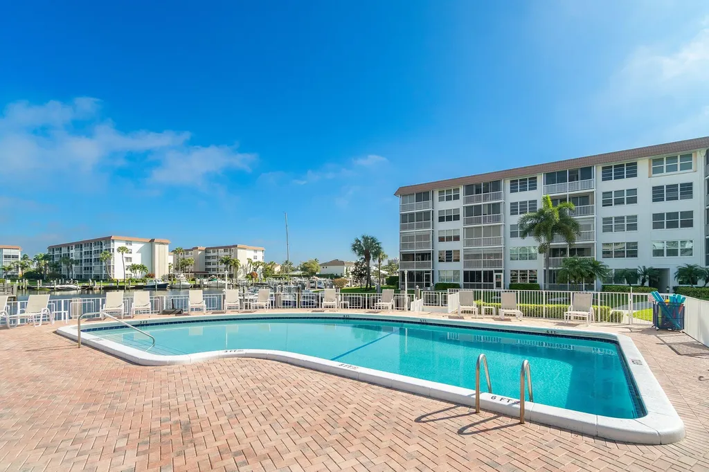 921 Gardenia Drive Delray Beach FL 33483