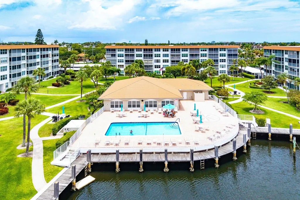 921 Gardenia Drive Delray Beach FL 33483
