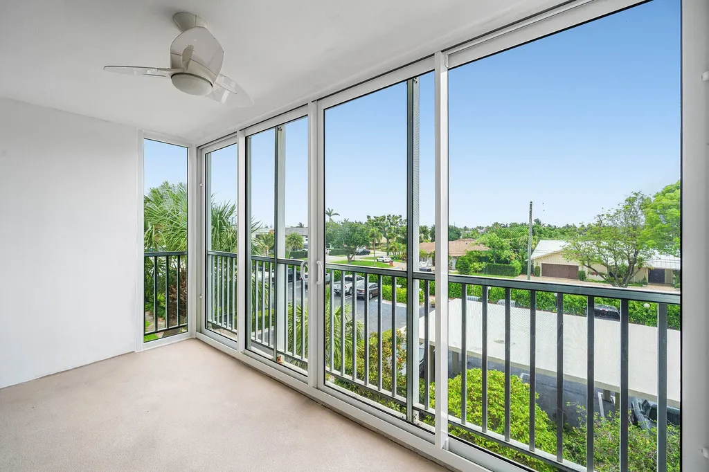 921 Gardenia Drive Delray Beach FL 33483
