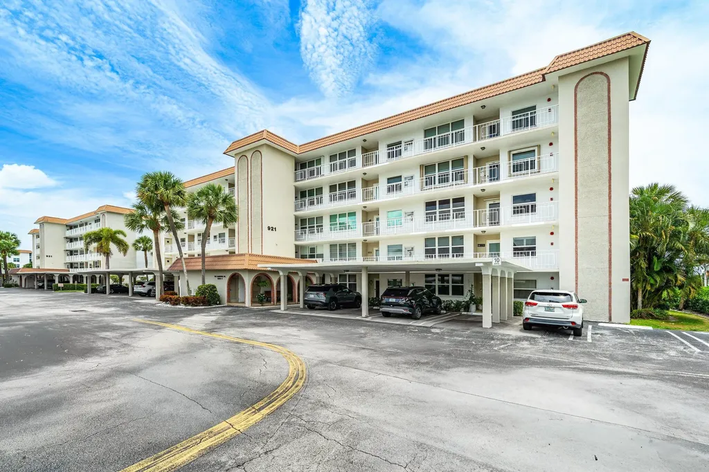 921 Gardenia Drive Delray Beach FL 33483